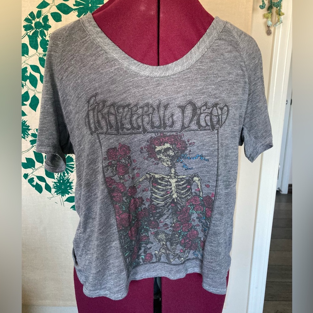 Grateful Dead Bertha Women's Gray Short Sleeve Tee